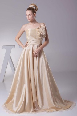 A-line Strapless Court Train Bridal Wedding Dress WD010242