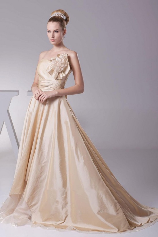 A-line Strapless Court Train Bridal Wedding Dress WD010242