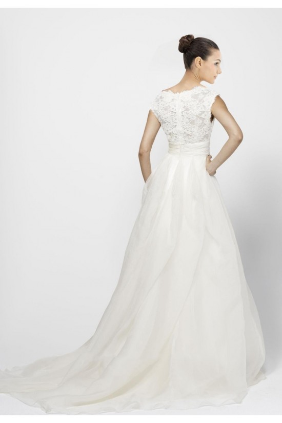 Elegant V-neck Court Train Lace Bridal Gown WD010269 Elegant V-neck Court Train Lace Bridal Gown WD010269