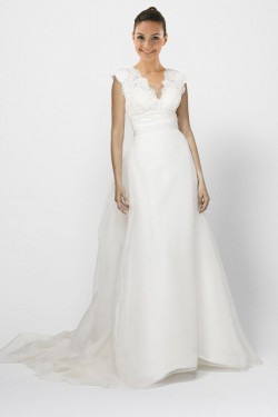 Elegant V-neck Court Train Lace Bridal Gown WD010269