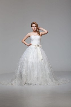 Ball Gown Strapless Chapel Train Bridal Wedding Dresses WD010287