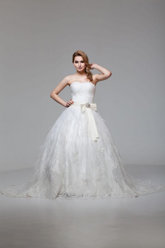 Ball Gown Strapless Chapel Train Bridal Wedding Dresses WD010287