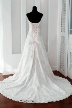 A-line Sweetheart Court Train Lace Bridal Wedding Dresses WD010357