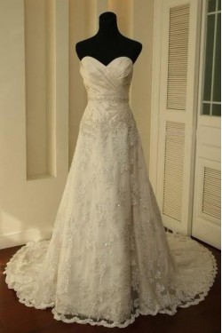 A-line Sweetheart Court Train Lace Bridal Wedding Dresses WD010357