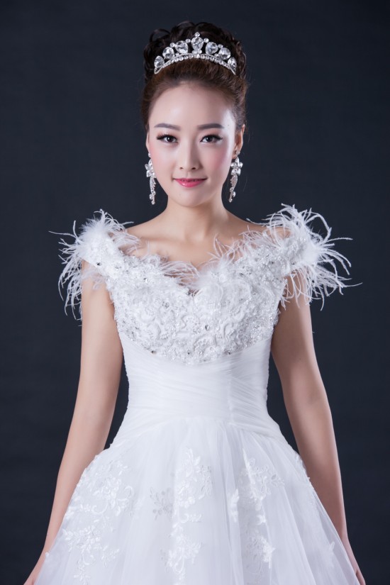 Ball Gown Off the Shoulder Beaded Lace Bridal Wedding Dresses WD010407