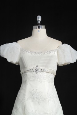 A-line Beaded Lace Bridal Gown Wedding Dress WD010482