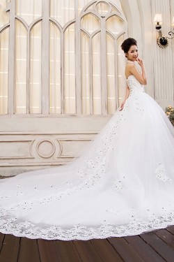 Ball Gown Halter Beaded Lace Bridal Gown Wedding Dress WD010498