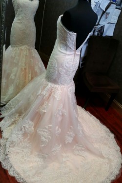 Trumpet/Mermaid Sweetheart Lace Bridal Wedding Dresses WD010544