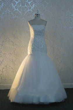 Trumpet/Mermaid Strapless Lace Bridal Wedding Dresses WD010548