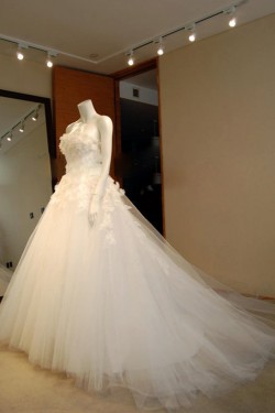 Ball Gown Strapless Bridal Wedding Dresses WD010578