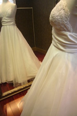 A-line Spaghetti Strap Lace Bridal Wedding Dresses WD010590