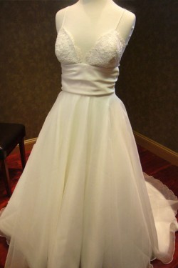 A-line Spaghetti Strap Lace Bridal Wedding Dresses WD010590