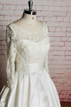 A-line Long Sleeves Lace Bridal Wedding Dresses WD010652