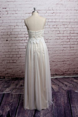Sheath/Column Spaghetti Strap Tulle and Lace Bridal Wedding Dresses WD010687
