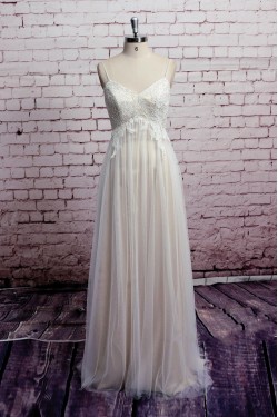 Sheath/Column Spaghetti Strap Tulle and Lace Bridal Wedding Dresses WD010687
