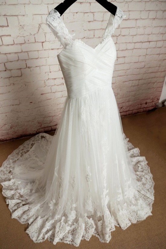 A-line Straps Lace Bridal Wedding Dresses WD010689