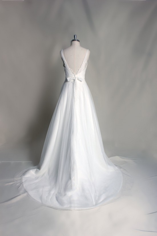 A-line Straps Lace Bridal Gown Wedding Dress WD010709 A-line Straps Lace Bridal Gown Wedding Dress WD010709