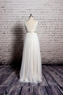A-line V-neck Lace Bridal Gown Wedding Dress WD010717