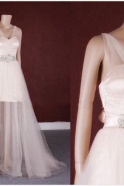 A-line Beaded Tulle Bridal Gown Wedding Dress WD010760