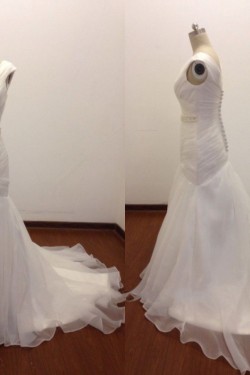 Trumpet/Mermaid Beaded Bridal Wedding Dresses WD010822