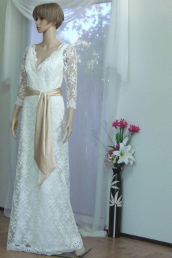 Sheath 3/4 Sleeves V-neck Lace Bridal Wedding Dresses WD010848