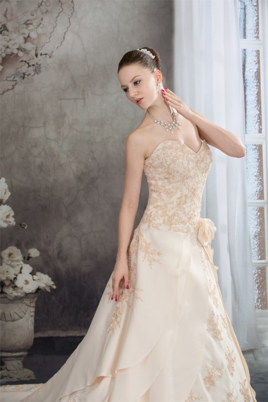 Elegant A-Line Sweetheart Chapel Train Beaded Satin Lace Wedding Dresses 2030043