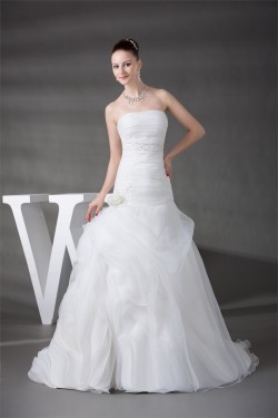 Beautiful Strapless A-Line Beaded Sleeveless Wedding Dresses 2030080