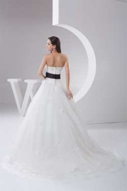 Ball Gown Strapless Court Train Lace Wedding Dresses 2031027
