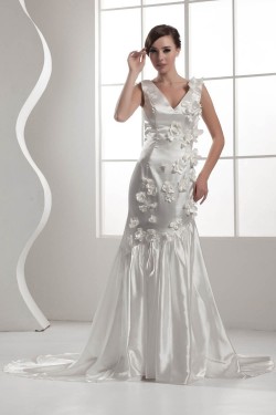 V-Neck Satin Sleeveless Handmade Flowers Wedding Dresses 2031045