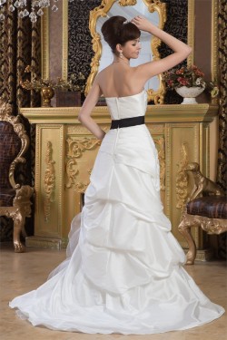A-Line Strapless Court Train Wedding Dresses 2031054