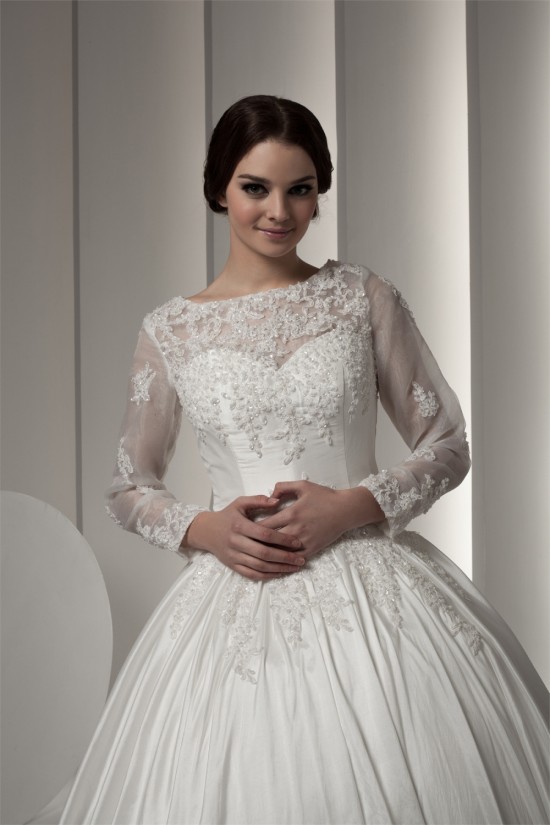 Wonderful Portrait Long Sleeve Satin Fine Netting Lace Floor-Length Wedding Dresses 2031066 Wonderful Portrait Long Sleeve Satin Fine Netting Lace Floor-Length Wedding Dresses 2031066
