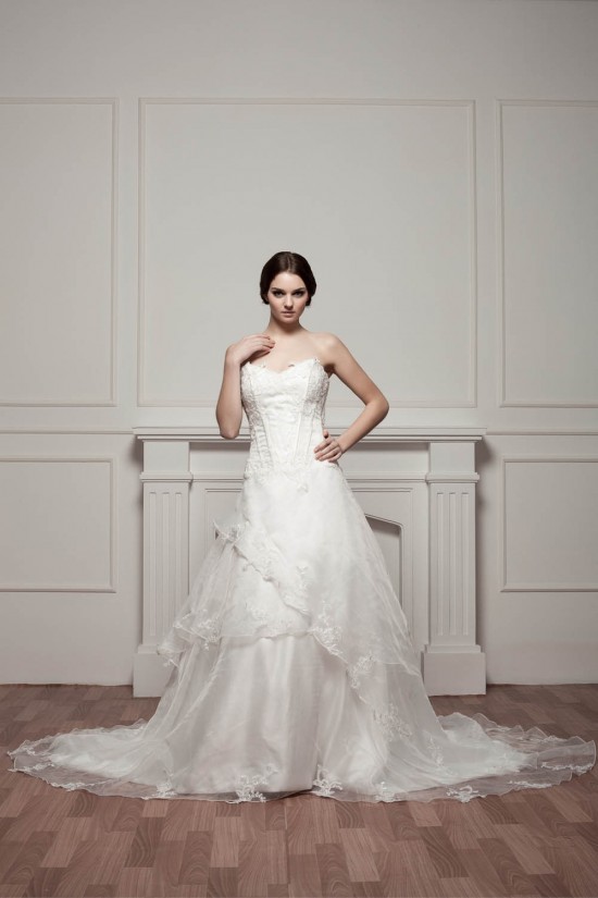 Wonderful A-Line Sleeveless Sweetheart Lace Wedding Dresses 2031071 Wonderful A-Line Sleeveless Sweetheart Lace Wedding Dresses 2031071