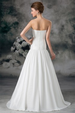 Amazing A-Line Sleeveless Satin Sweetheart Beaded Wedding Dresses 2031101
