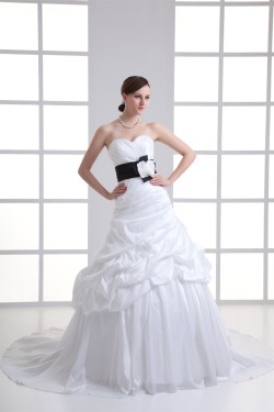 Amazing Sweetheart Sleeveless Taffeta Ball Gown Wedding Dresses 2031117