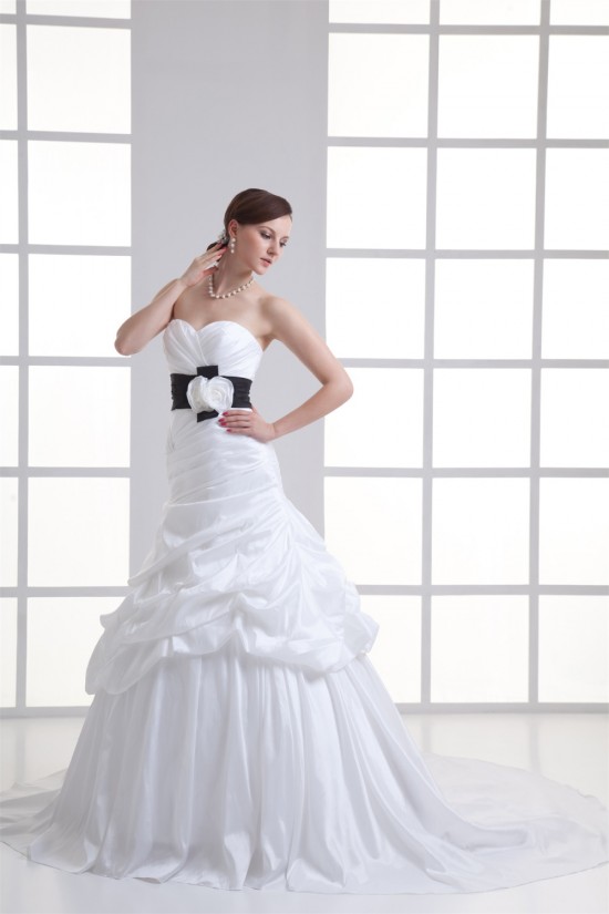 Amazing Sweetheart Sleeveless Taffeta Ball Gown Wedding Dresses 2031117
