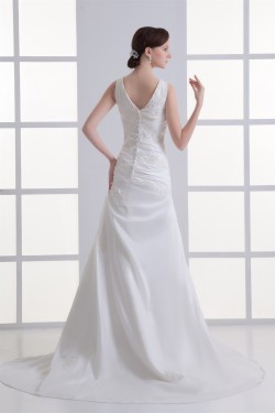Beautiful Sleeveless V-Neck Taffeta Sheath/Column Lace Wedding Dresses 2031136