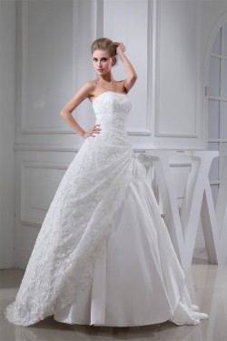 Ball Gown Strapless Floor-Length Lace Wedding Dresses 2030117