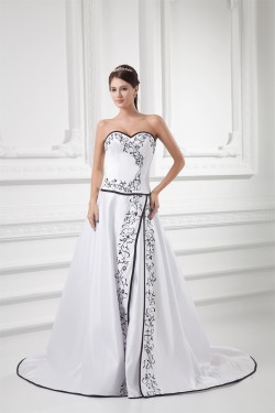 Fashionable Satin Sweetheart Sleeveless A-Line Best Wedding Dresses 2031193