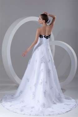 Sleeveless Strapless A-Line Satin Organza Wedding Dresses 2031209