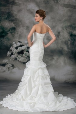 Taffeta Mermaid/Trumpet Strapless Sleeveless Embellished Wedding Dresses 2031400