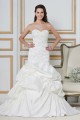 A-Line Sweetheart Court Train Beaded Lace Wedding Dresses 2031439
