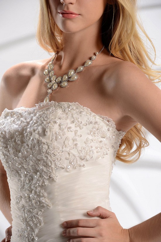 Trumpet/Mermaid Strapless Court Train Beaded Lace Wedding Dresses 2031446 Trumpet/Mermaid Strapless Court Train Beaded Lace Wedding Dresses 2031446