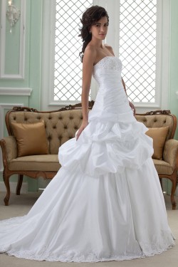 A-Line Strapless Beaded Applique Court Train Wedding Dresses 2031449