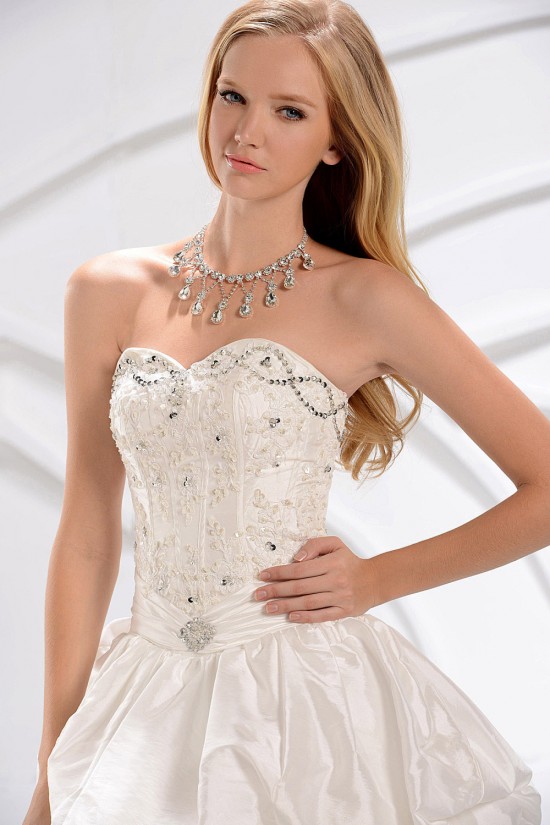 A-Line Sweetheart Beaded Lace Court Train Wedding Dresses 2031450 A-Line Sweetheart Beaded Lace Court Train Wedding Dresses 2031450