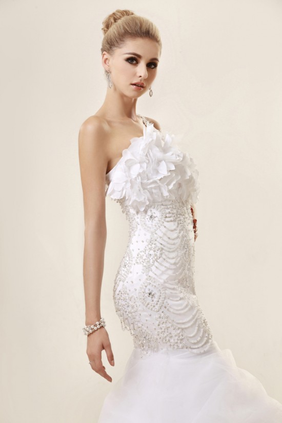 Trumpet/Mermaid One-Shoulder Court Train Beaded Wedding Dresses 2031455
