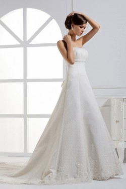 A-Line Strapless Court Train Lace Wedding Dresses 2031461