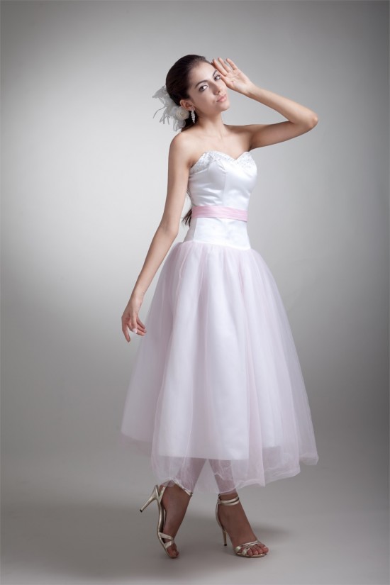 A-Line Sweetheart Beading Satin Net Sleeveless Tea-Length Wedding Dresses 2031537