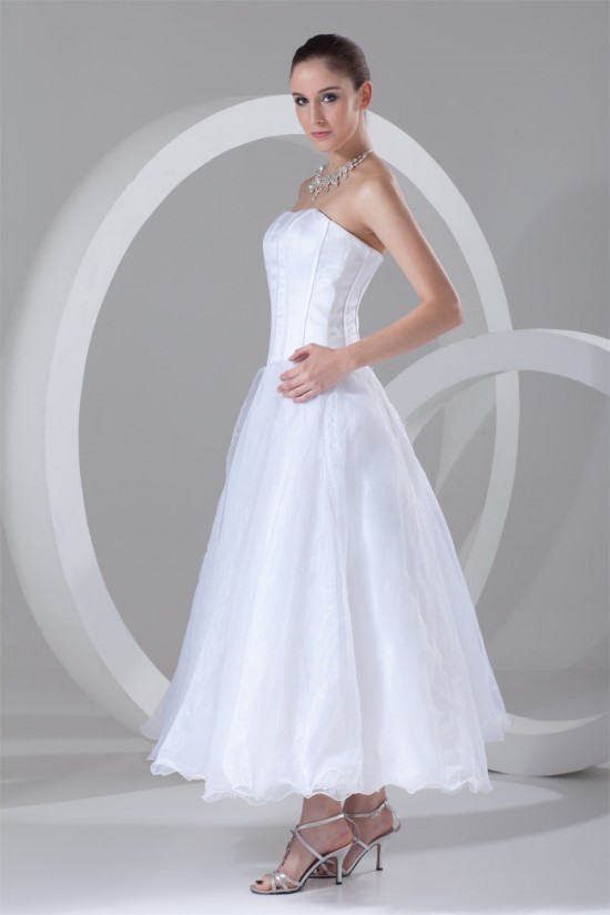 A-Line Strapless Satin Organza Wedding Dresses 2031542