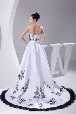 A-Line Satin Sweet Sleeveless Strapless Wedding Dresses 2030222