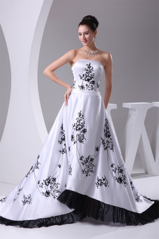 A-Line Satin Sweet Sleeveless Strapless Wedding Dresses 2030222 A-Line Satin Sweet Sleeveless Strapless Wedding Dresses 2030222